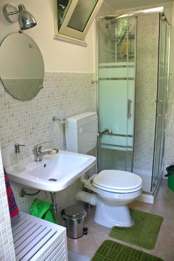 Camera Indipendente Con Bagno Immersa Nel Verde Багерія Екстер'єр фото